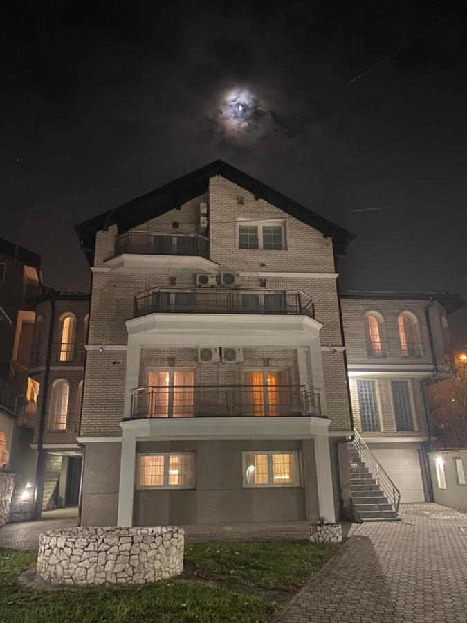 Art Of Living Luxury Suite Two Saraievo Exterior foto